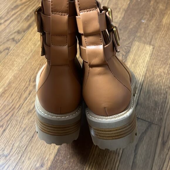 Aerosoles Ronald Bootie Size 8 - Picture 5 of 10